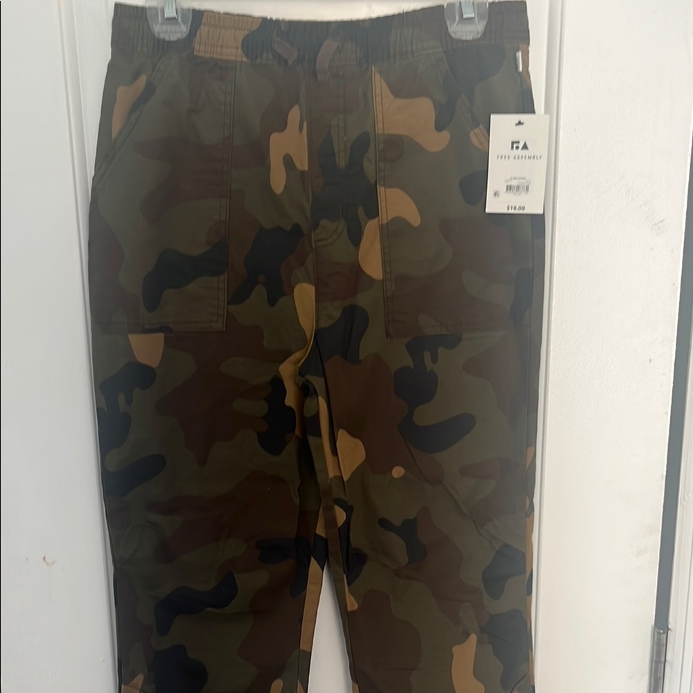 Boys Free Assembly Camouflage Cargo Pants